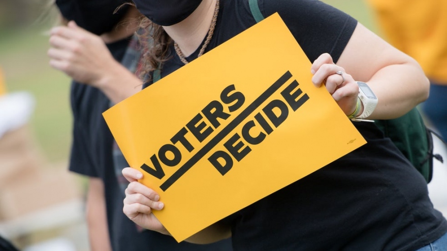 Bang Georgia (Mỹ) tìm thấy hơn 2.600 phiếu bầu không được kiểm đếm